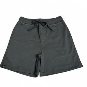 🐞Boy’s Barefoot Dreams Fleece Shorts [size 6-7]